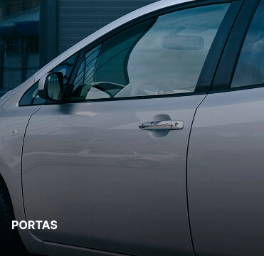 Imagem ilustrativa portas de um carro